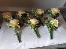 Load image into Gallery viewer, Buttonholes
